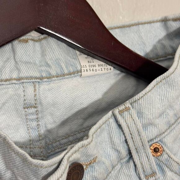 Vtg levis 560 light wash shorts 28 - Picture 3 of 8